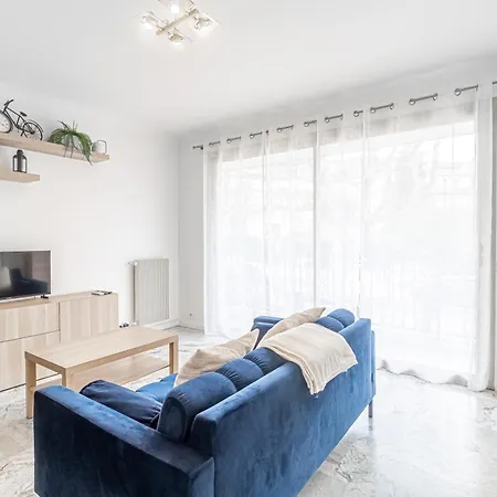 Big Studio, Bioves , Menton, Casino *