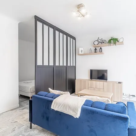 Big Studio, Biovs , Menton, Casino Holiday home *